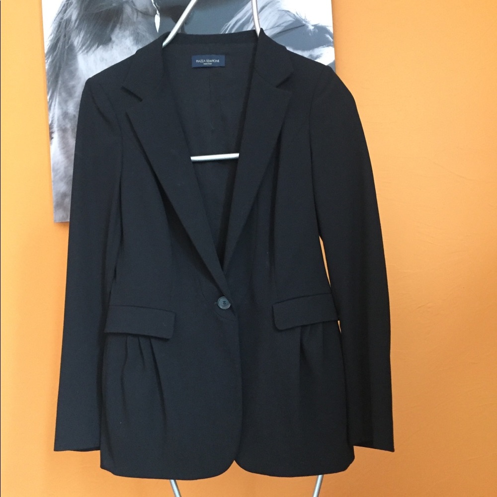 Black Jacket, Italian Designer, Piazza Sempione